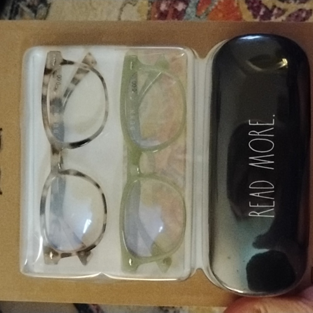 Rae Dunn Premium Blue Light Blocking Reading Glasses +0.00
